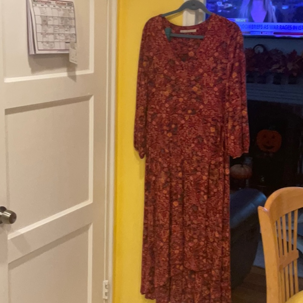 Peruvian connection beautiful women’s dress size large, hot color this season